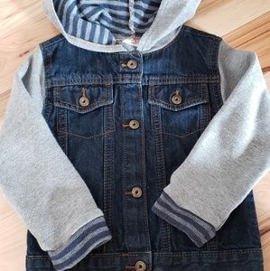 Boys size 3t wrangler hooded jean jacket